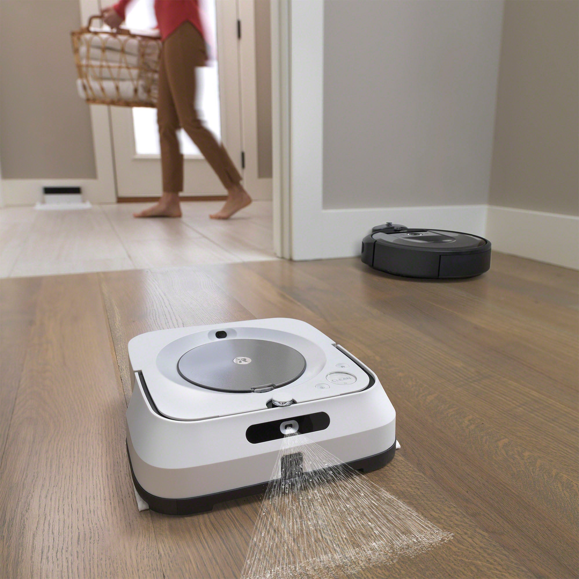 iRobot Roomba i6 (6150) Wi-Fi Connected Robot Vacuum - Light Silver