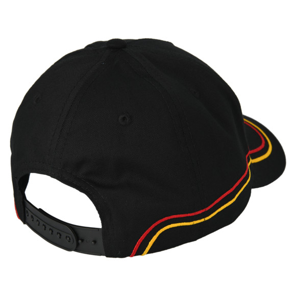 Famy Kappe im Fußball-Design