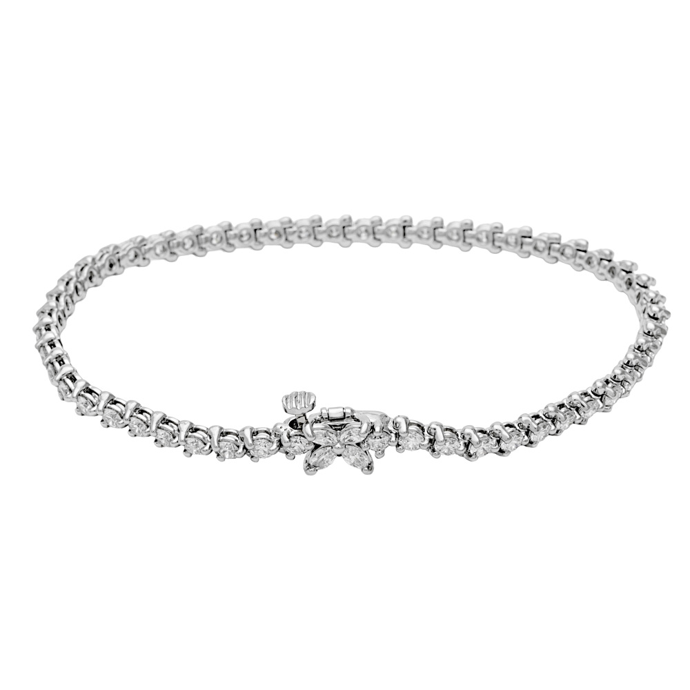 Tiffany & Co. Victoria Tm Accessory Platinum Diamond 74111610