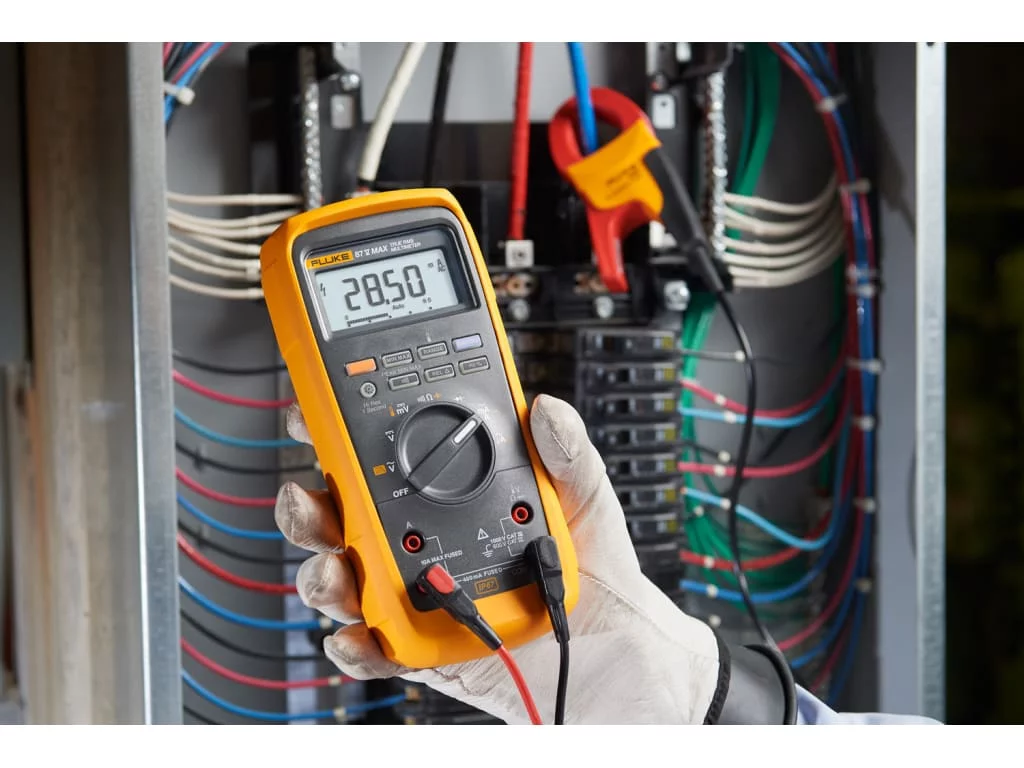 Fluke 87-VMAX CAL - Industrial True RMS Heavy Duty Multimeter (Includes NIST Tra