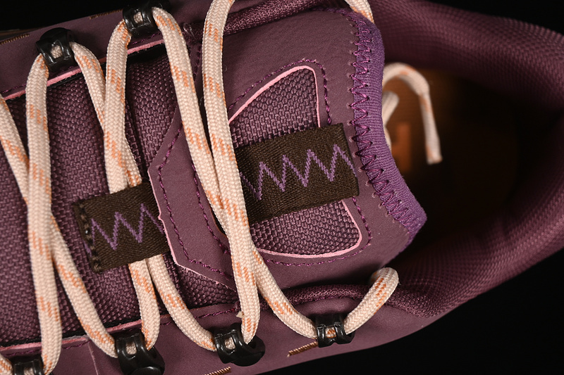 HOKA One One Tor Summit