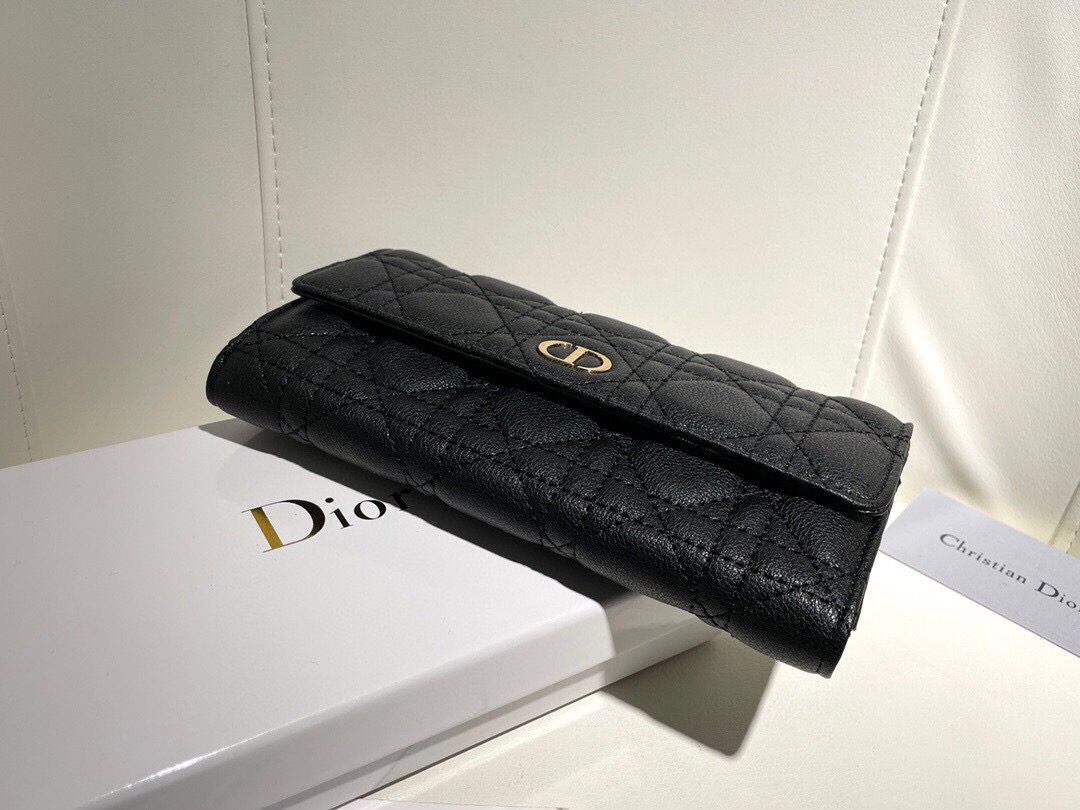 Dior's popular imported calfskin black classic bag - cnluxepick