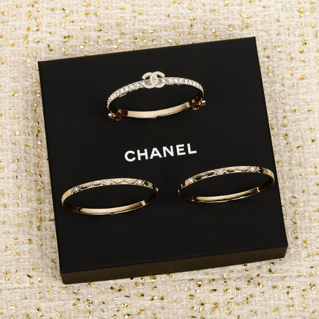 Chanel three-piece bracelet - cnluxepick