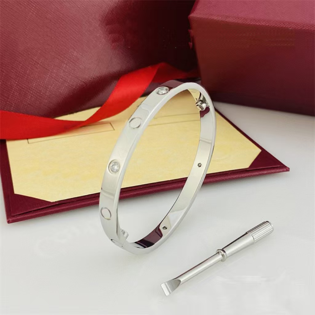 Cartier bracelet - cnluxepick