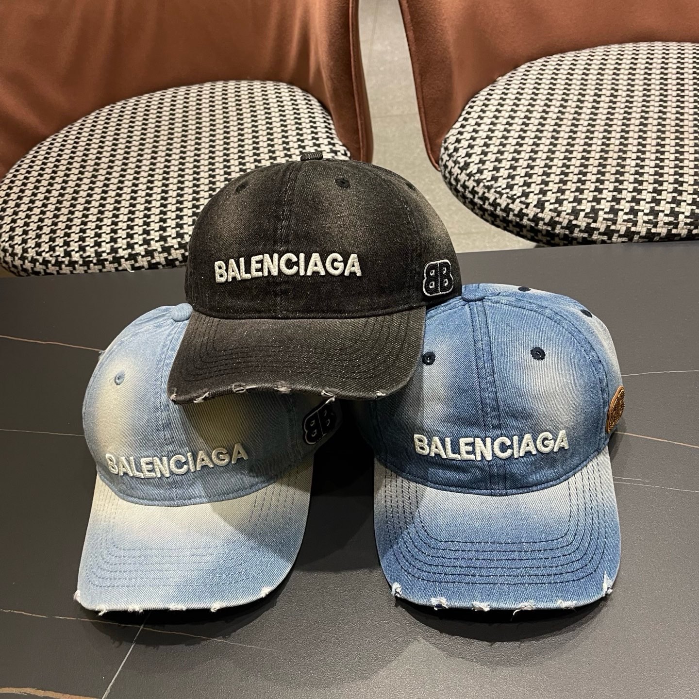 Balenciaga New Letter Baseball Cap - cnluxepick