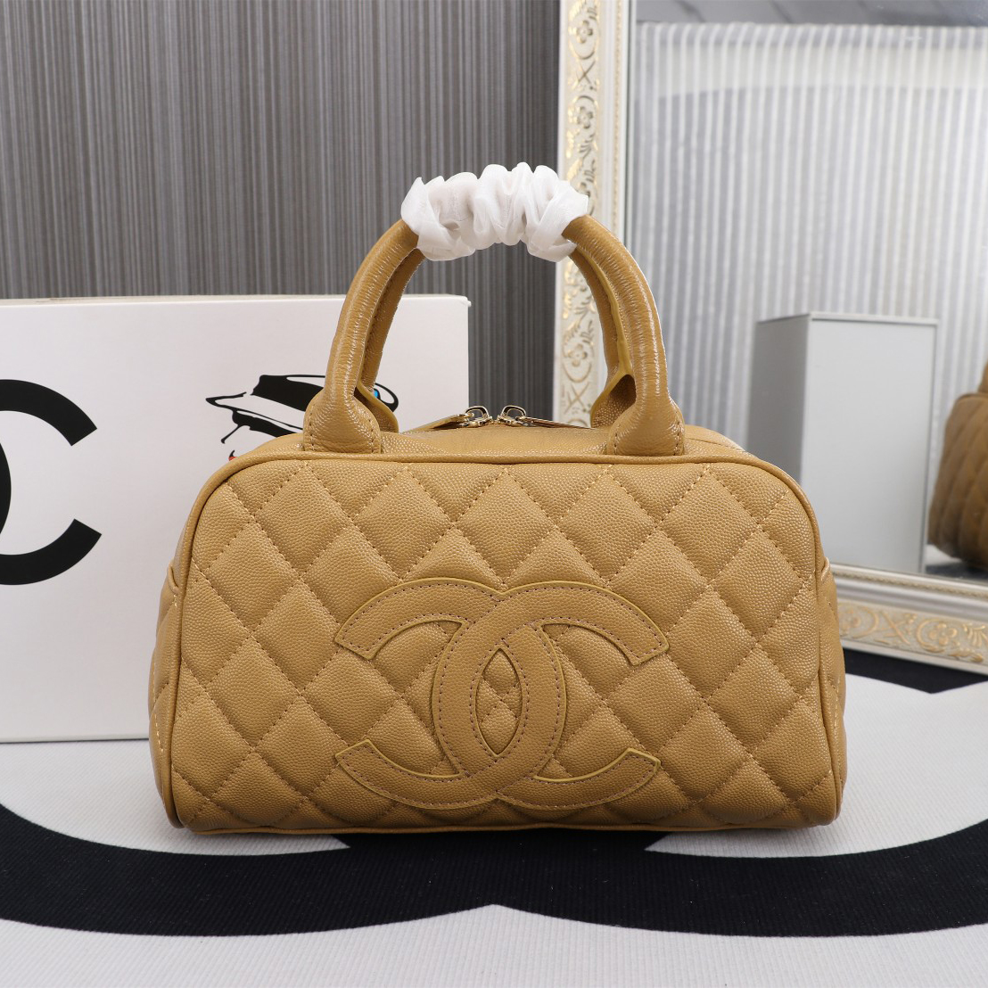 Chanel Vintagep handbag - cnluxepick