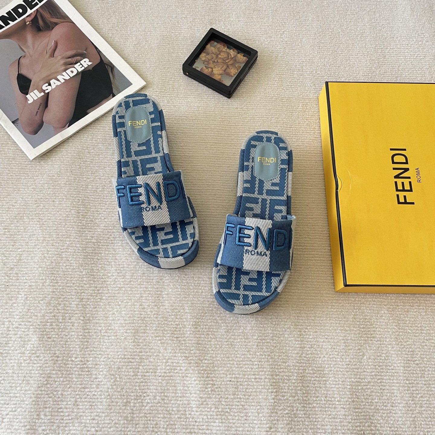 Fendi Early Summer FF Platform Slippers - cnluxepick