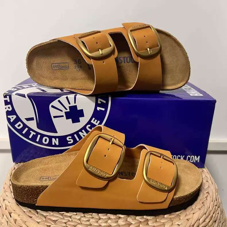 Birkenstock Arizona Matte Leather Casual Sandals