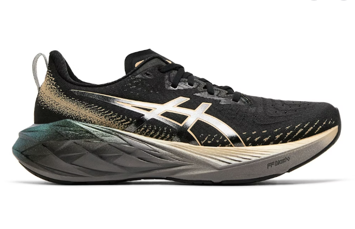 ASICS Novablast 4 Platinum Black Champagne 1011B924-001
