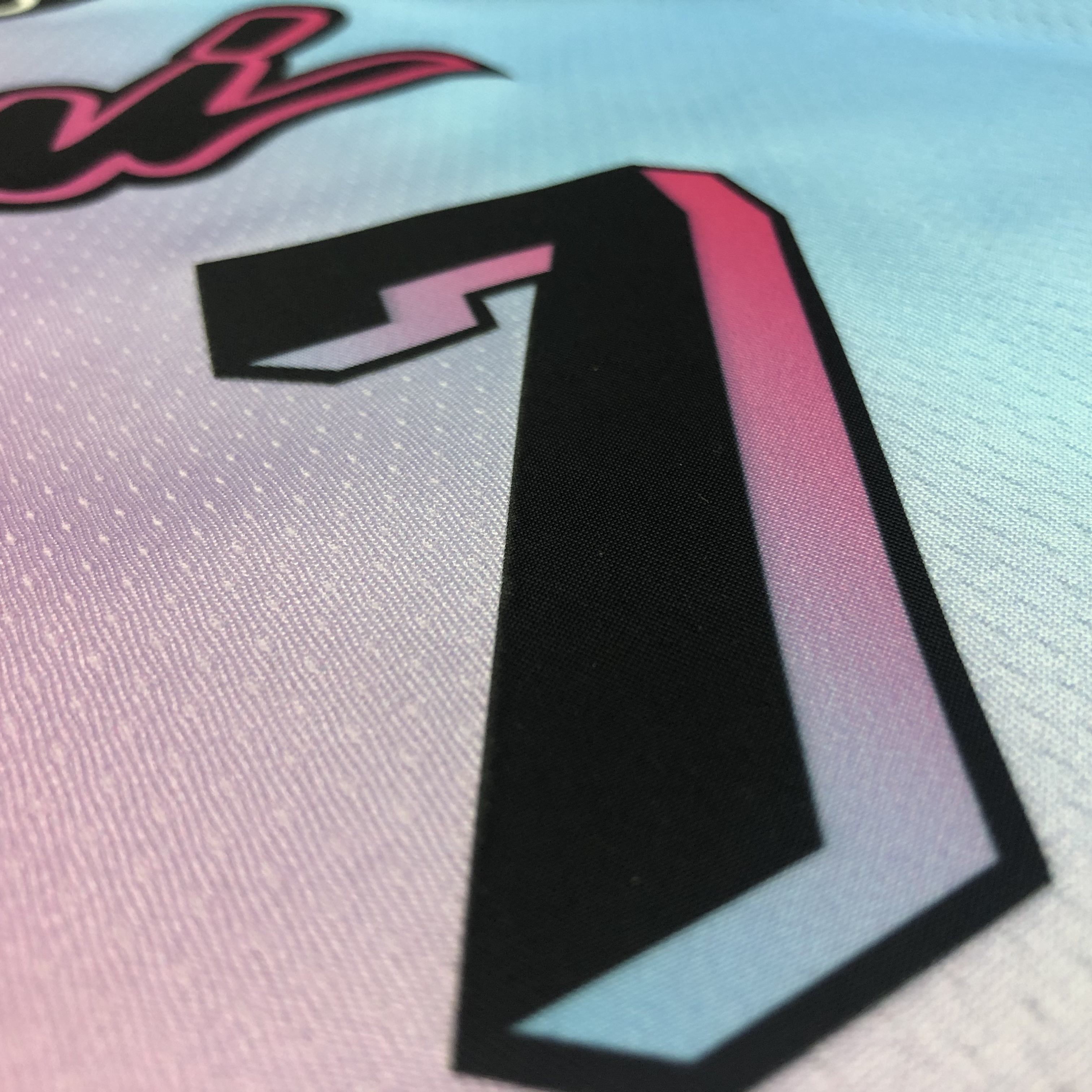 21 Season Miami Heat City Edition  No.7