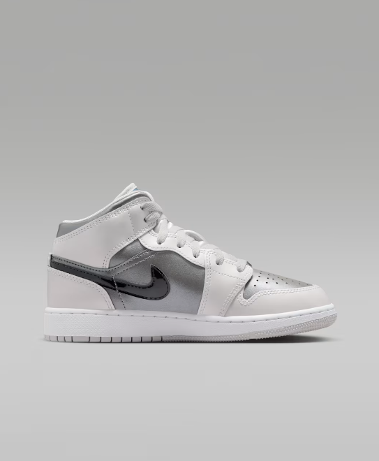 Air Jordan 1 Mid SE