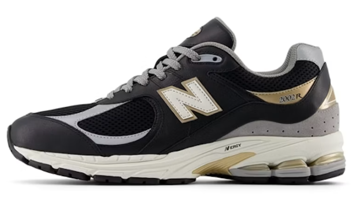New Balance 2002R Black Gold M2002RPO-D Casual Running Shoes
