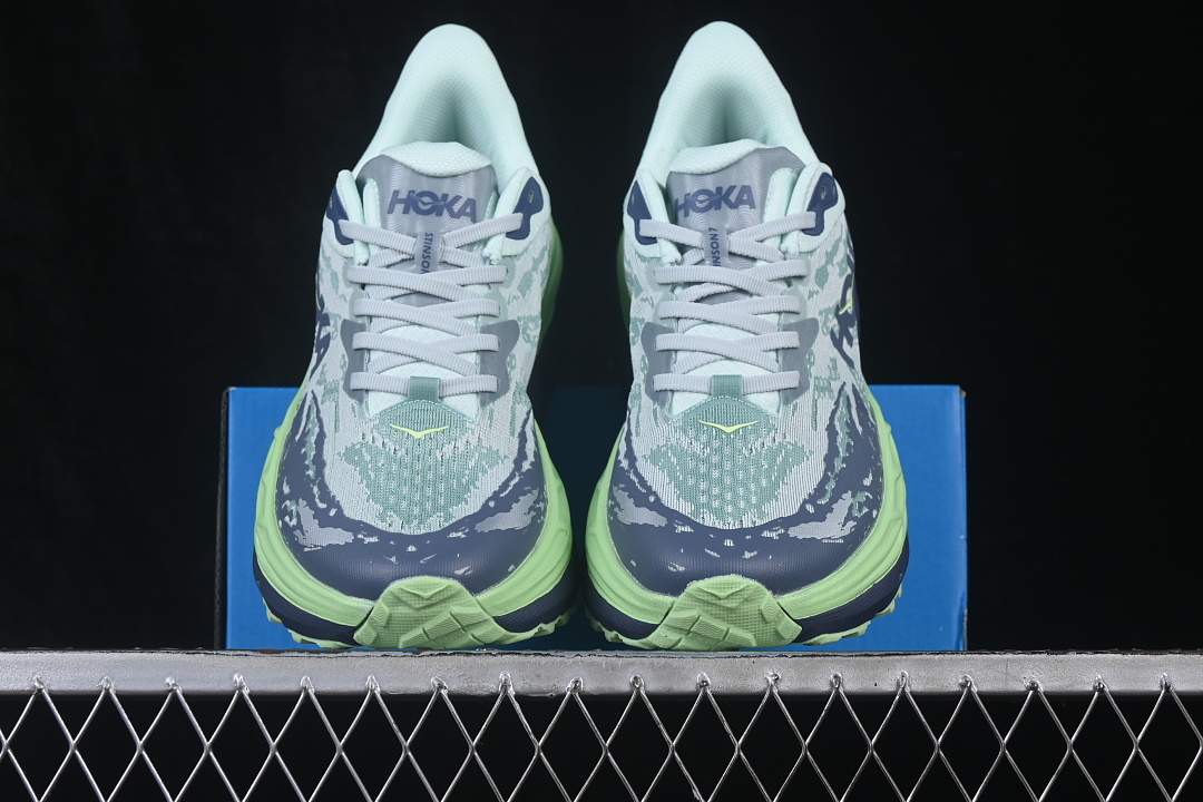 HOKA One One Stinson 7