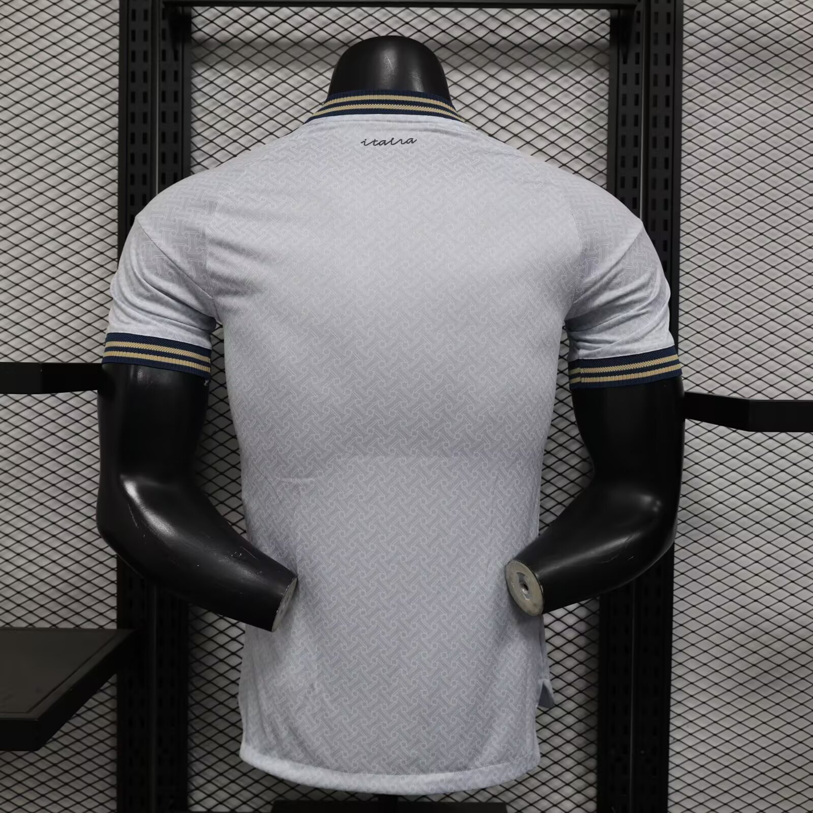 Italy 2026 World Cup Away Retro Player Version Soccer Jersey