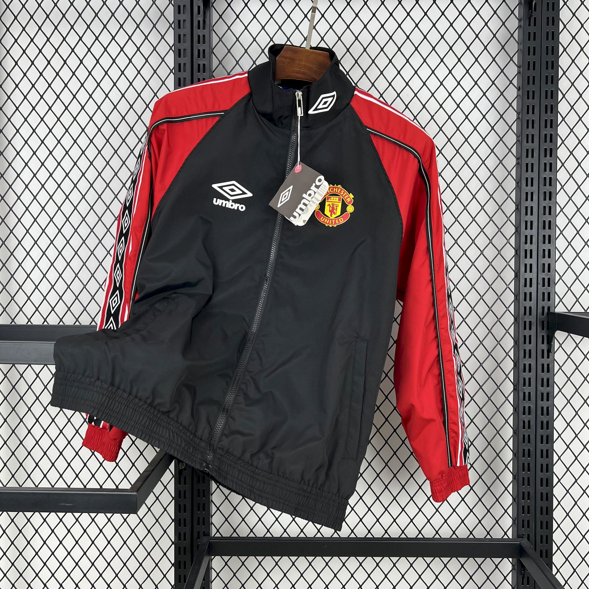Veste / Survêtement Manchester United 1998 1999€65.99