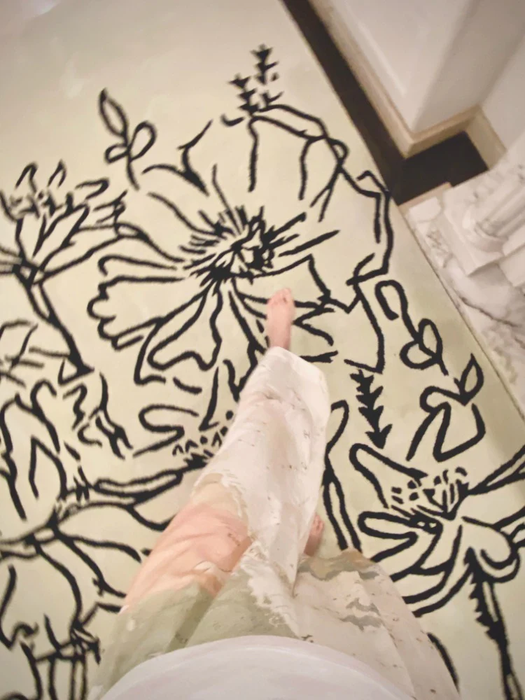 CP009-1 - WaterBloom Art Hand-painted Minimalist Black and White Living Room Carpet Bedroom Bedside Carpet