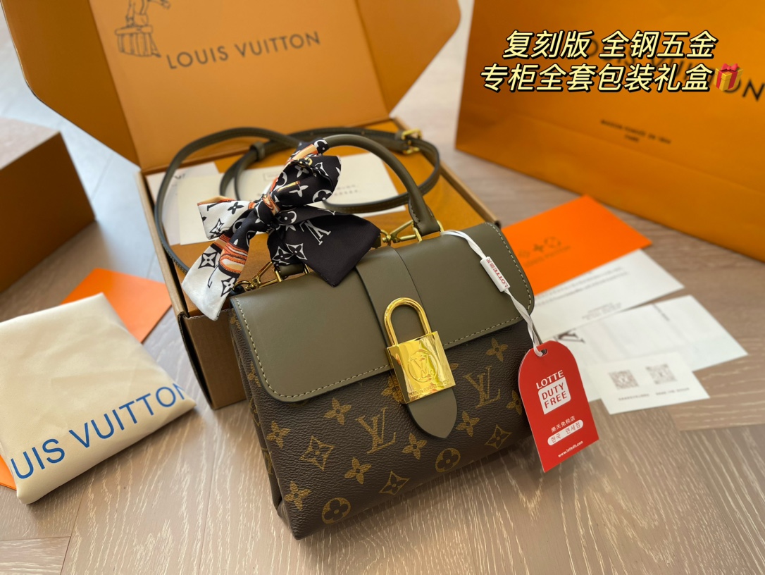 LV hand-held crossbody bag - cnluxepick