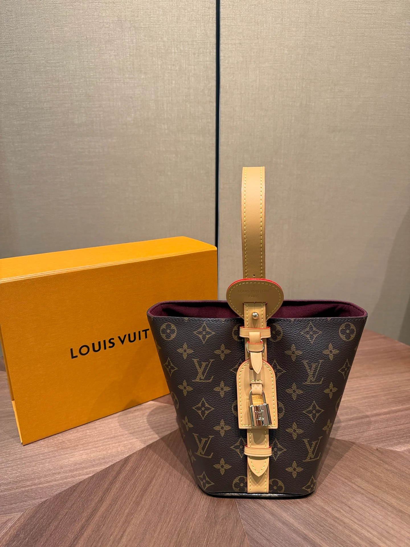 Louis Vuitton All BB
