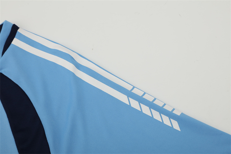 2005/06 Real Madrid Retro Short Sleeves Training Jersey - Blue 5