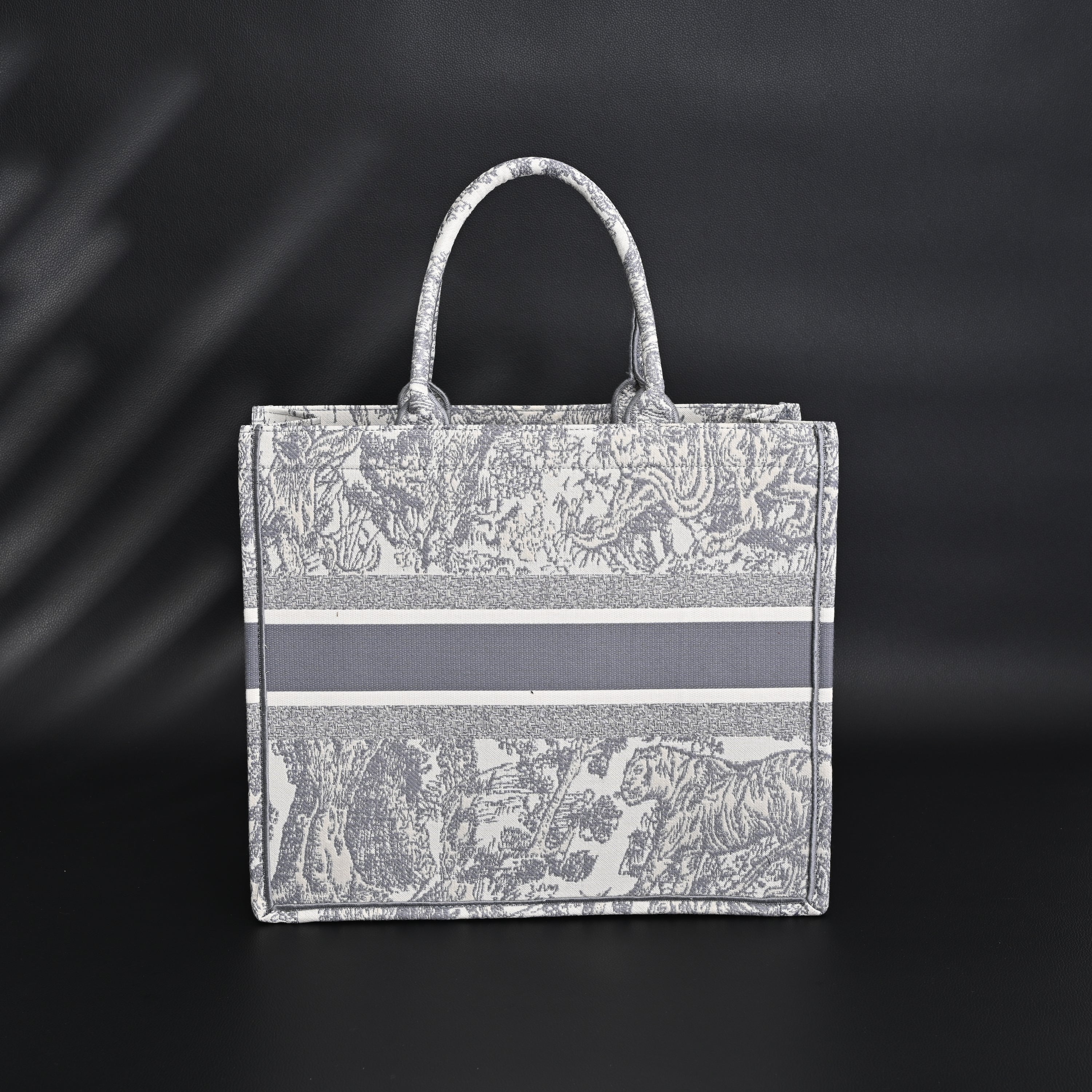 Christian Dior Large Book Tote – Toile de Jouy Embroidery