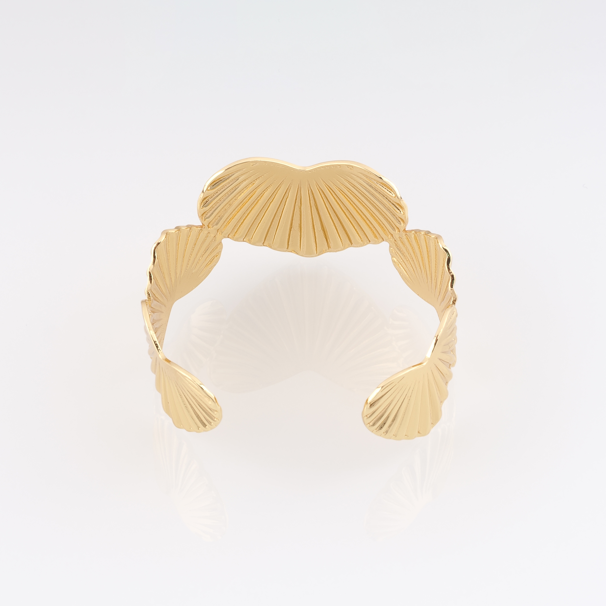 18K Gold Filled Heart Bangle,Minimalist Bracelet,Cuff Bracelet,Everyday Bracelet,Gift for Her