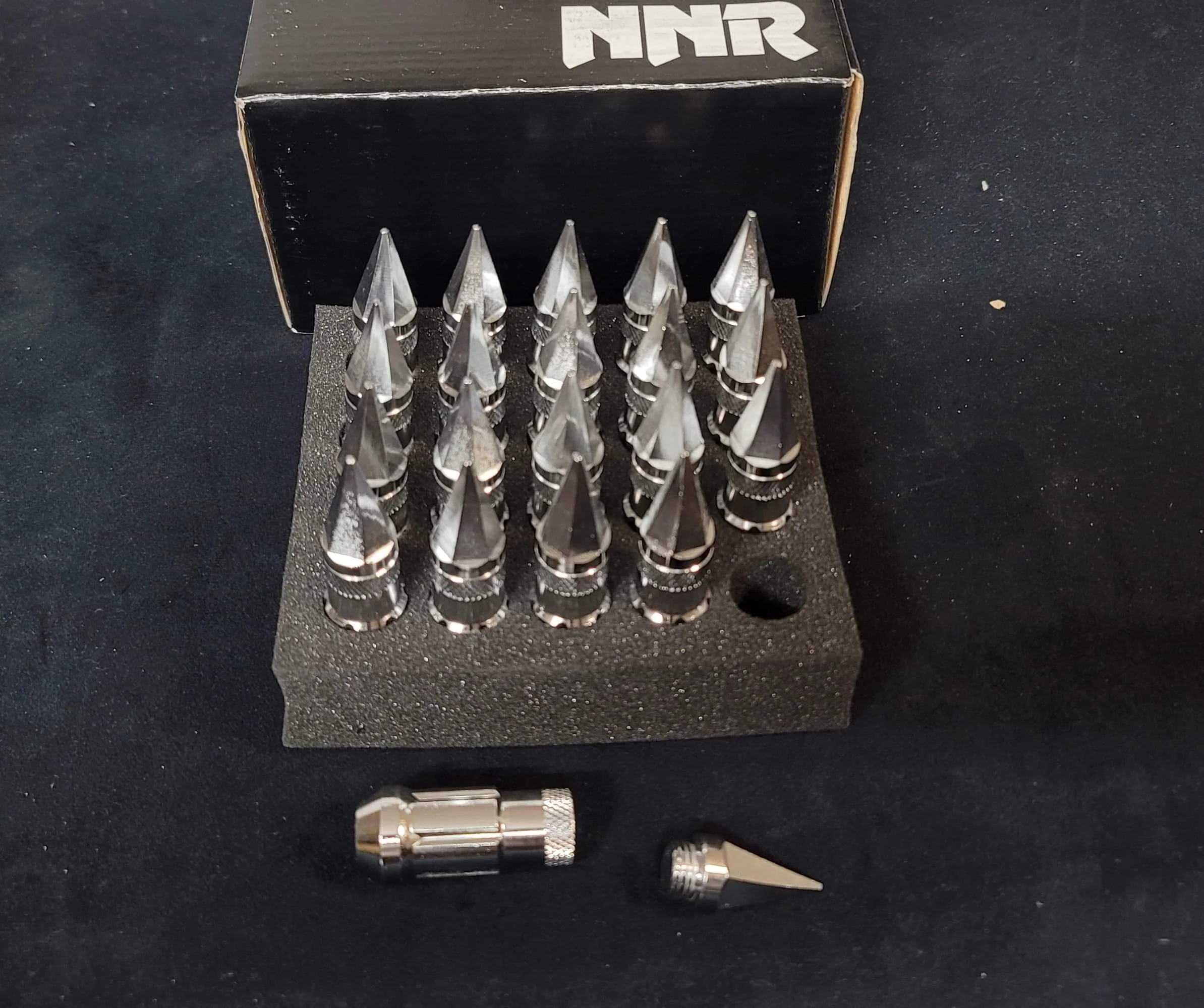 NNR Steel Extended Spline Wheel Lug Nuts with Spike 78mm 20pcs