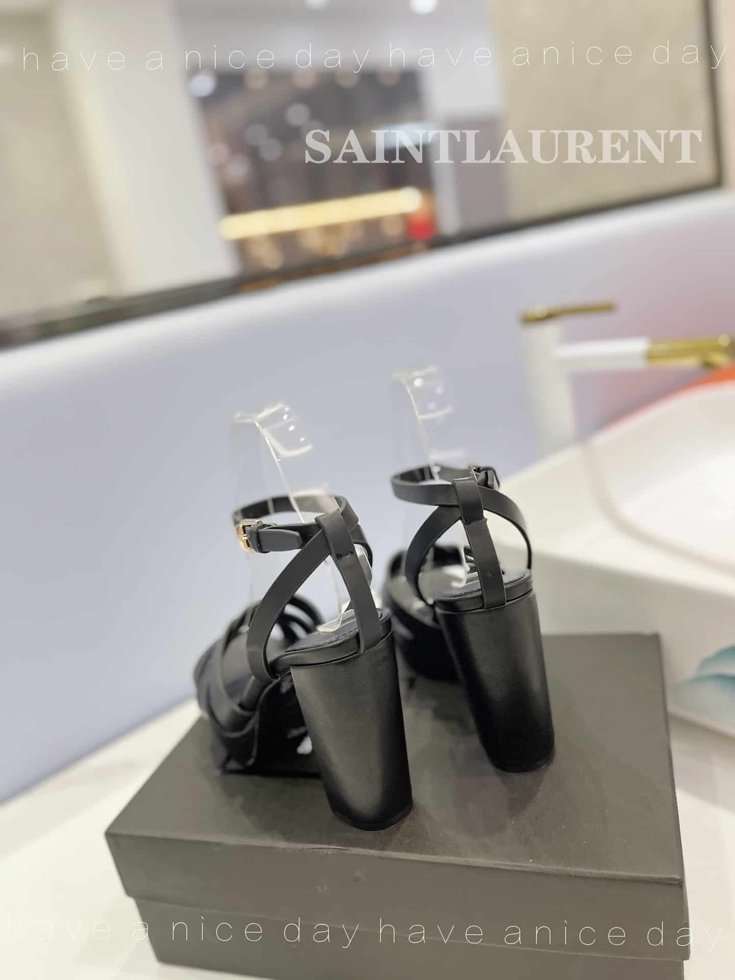 Saint Laurent Tribute Platform Sandals In Smooth Leather Black