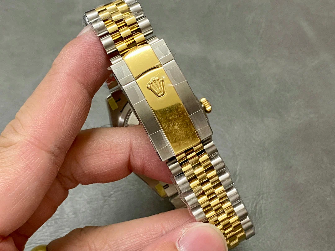 DATEJUST 31MM GOLD STEEL DIAMOND BEZEL GREEN DIAL