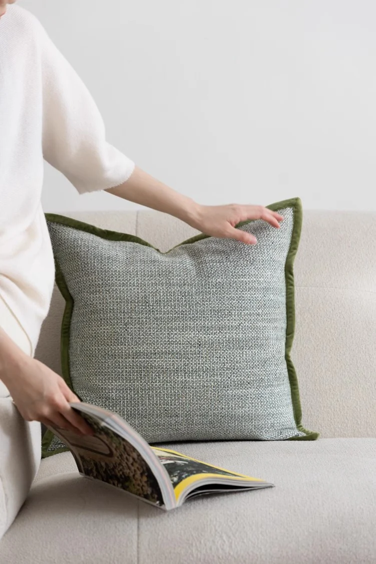 BD084 - Loro Pi@na Tweed Pillow, French Living Room Bedroom Sofa