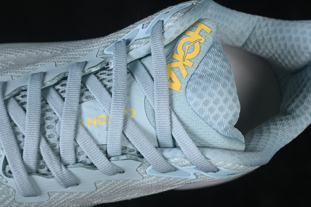 HOKA One One Clifton 9