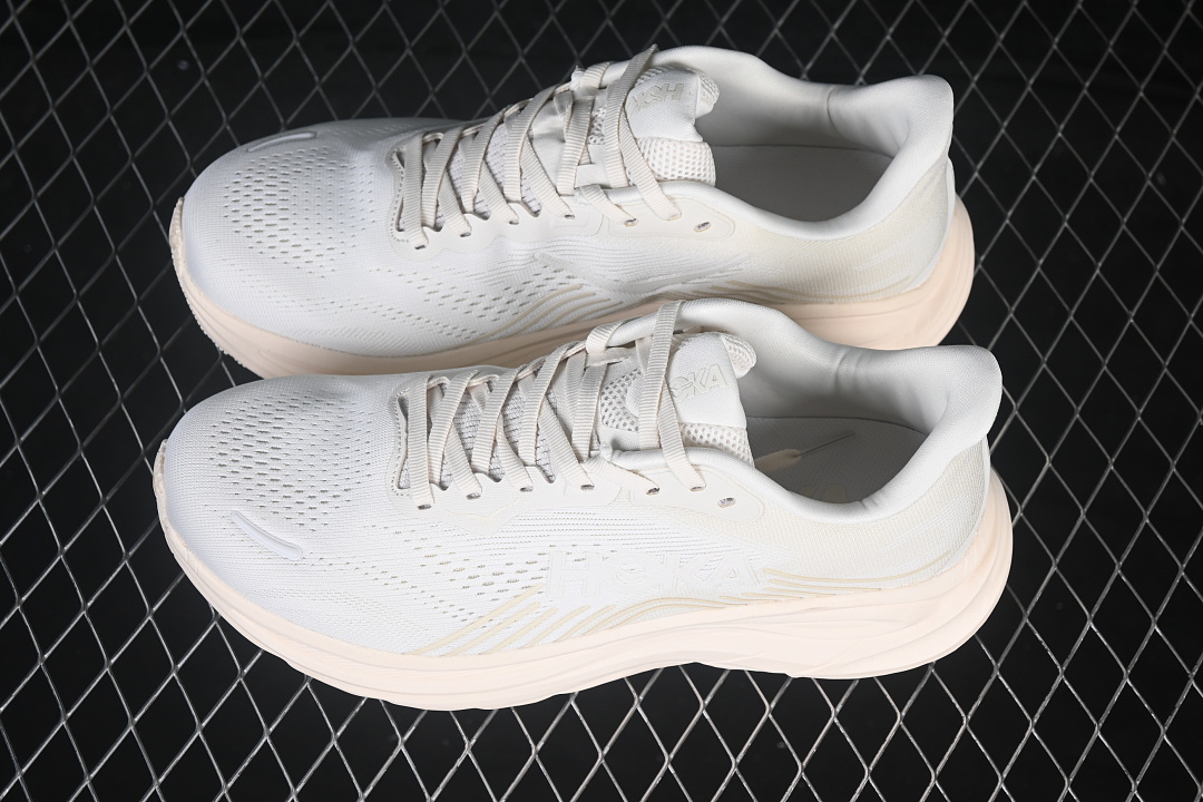HOKA One One Clifton 11 Running Shoes