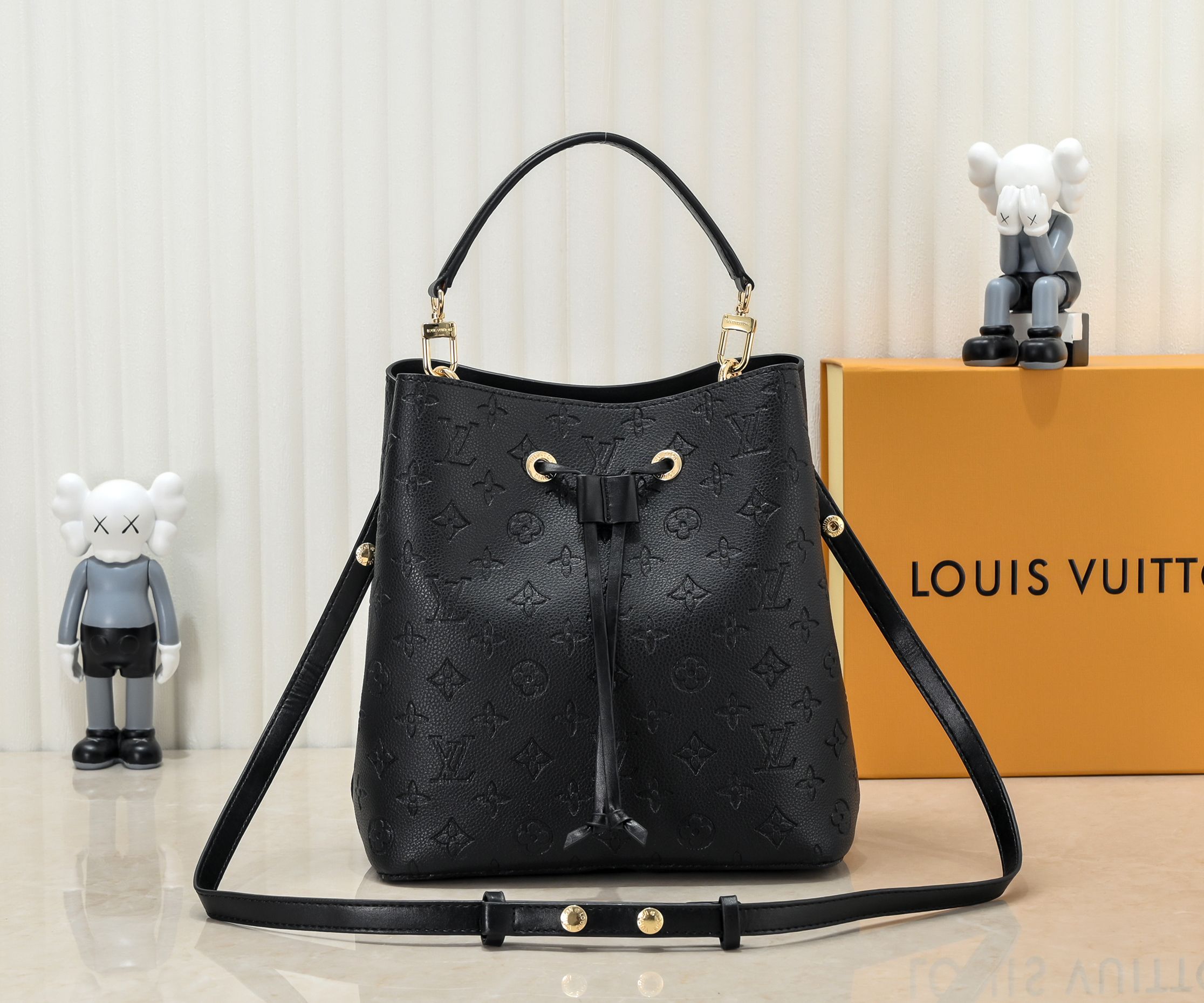 LV Neonoe Monogram Bucket bag - cnluxepick