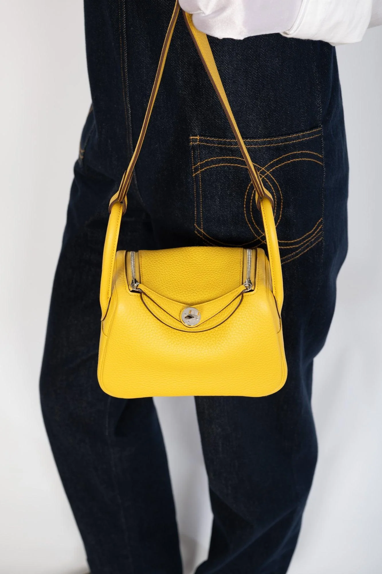 Hermès Lindy 20 Clemence Sun Palladium Hardware