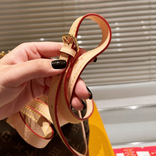 Louis Vuitton Deauville BB Monogram Brown 11 Inches