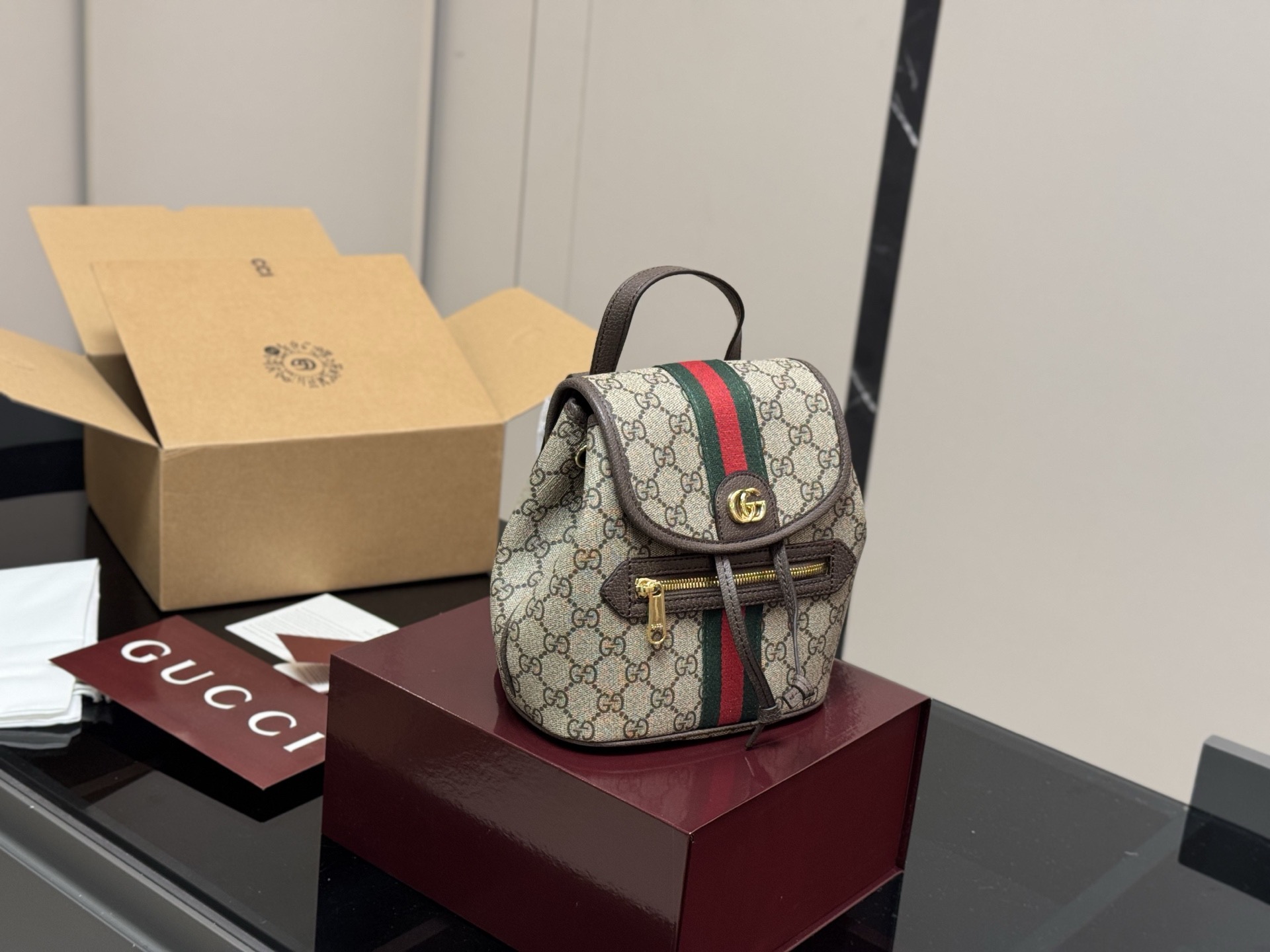 Gucci monogram backpack - cnluxepick