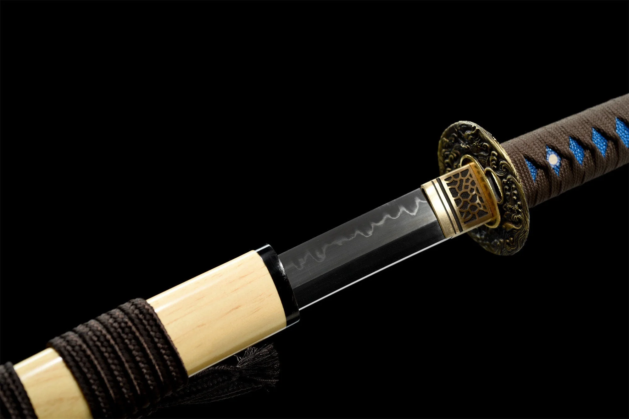 T10 Clay Tempered Katana – Natural Wood Saya, Full Tang