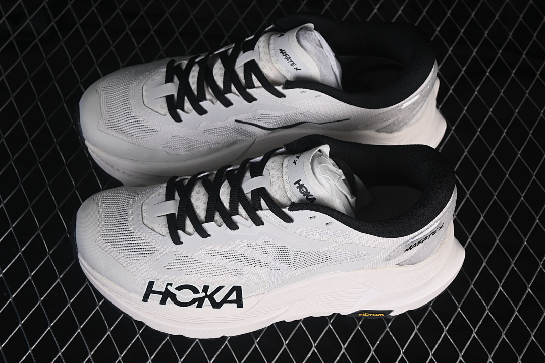 HOKA One One Mafate X