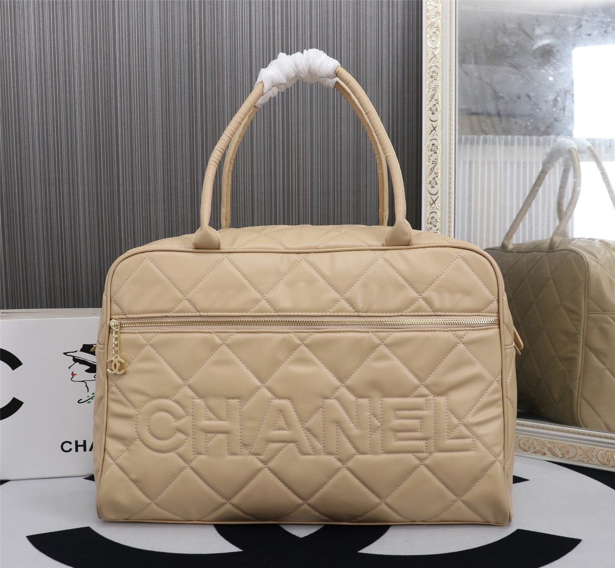 Top version Vintagep Hilton Chanel handbag - cnluxepick