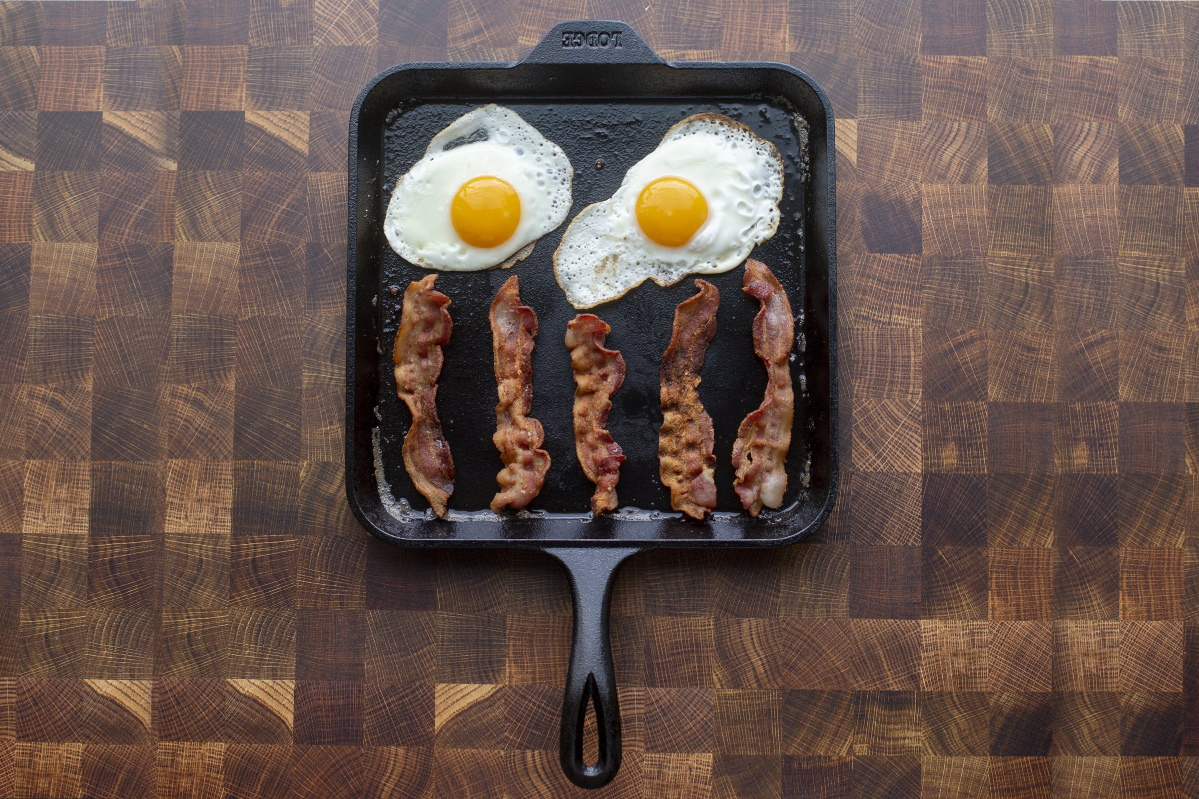 Lodge Seasoned Cast Iron 11
