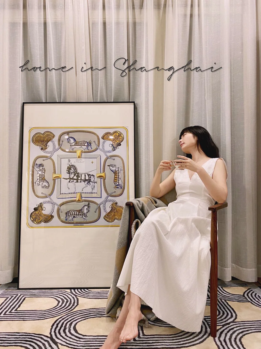 AP046 - Rare Large Handcrafted Frame Modern Silk Scarf Painting for Living Room Study