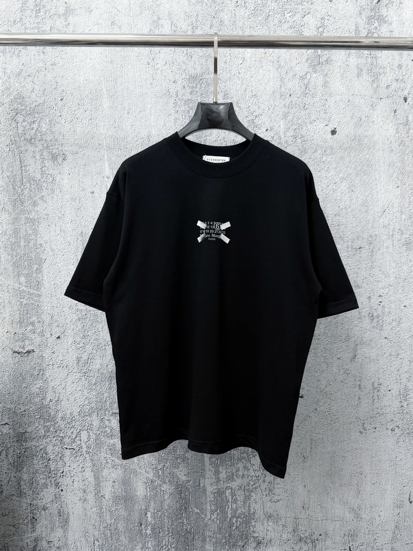 圧倒的なコーデMaison Margiela メゾンマルジェラ  tシャツ コピー 2026シルエット抜群の一枚