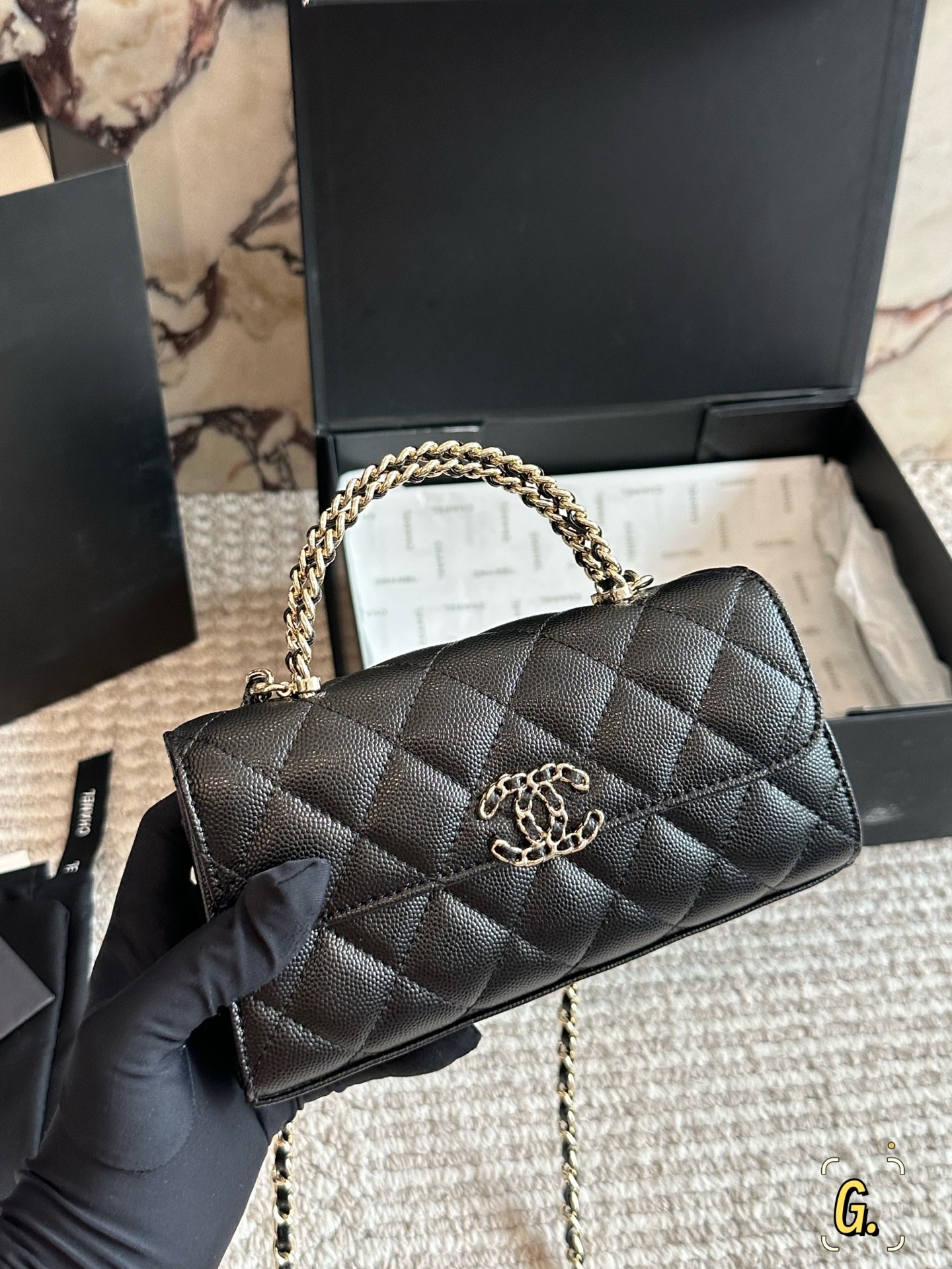 Chanel 23 Kelly Phone Bag - cnluxepick