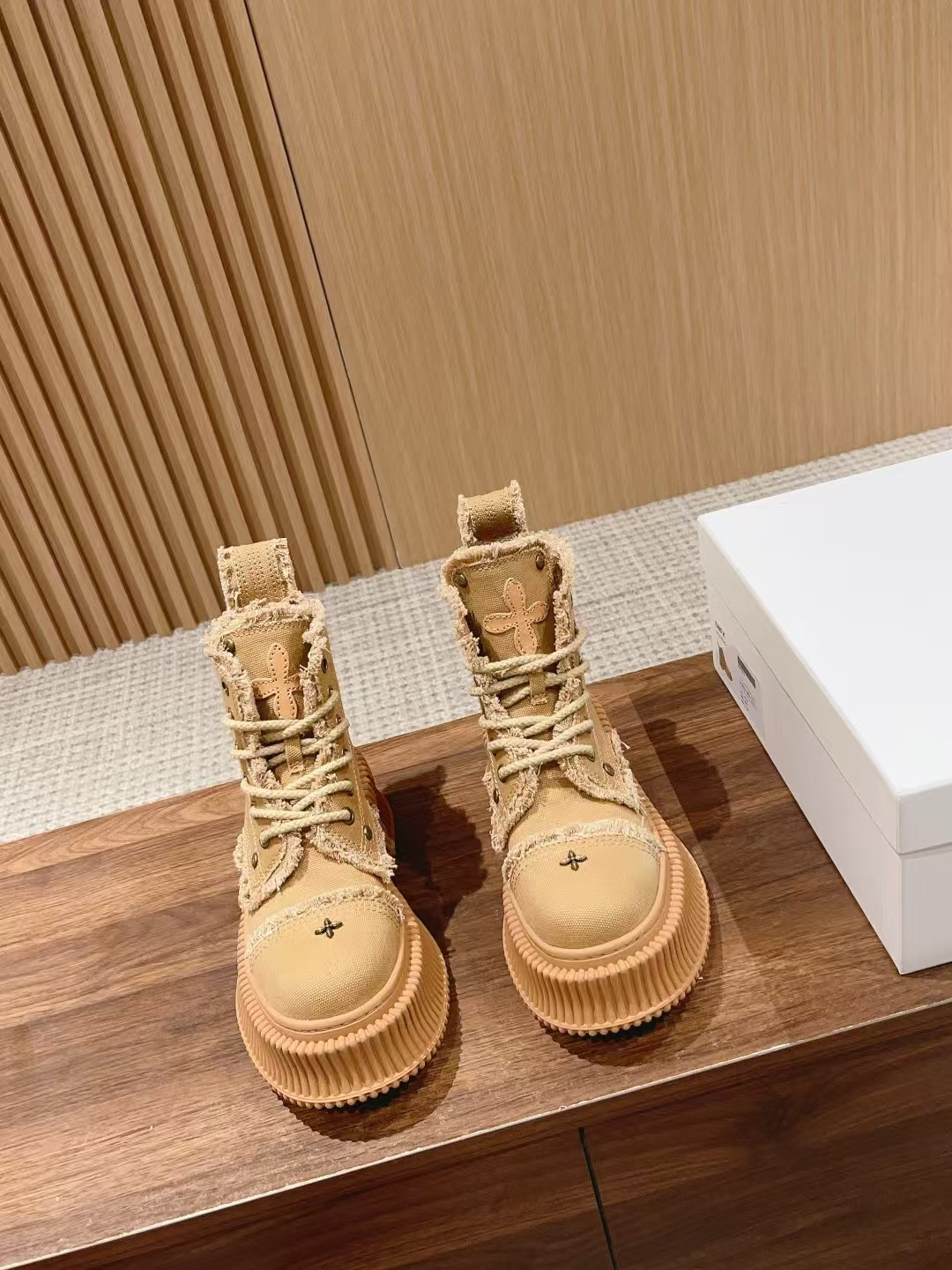 SMFK#New Doc Martens for fall and winter - cnluxepick
