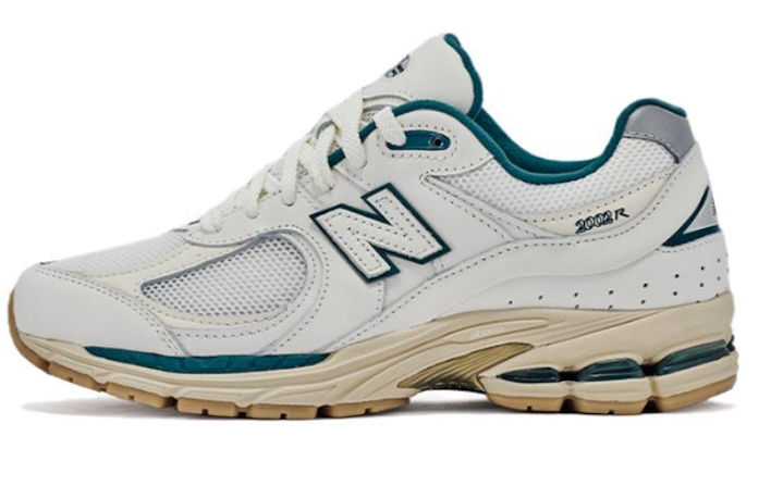 New Balance 2002R White M2002RGS Slip-Resistant Breathable Casual Running Shoes