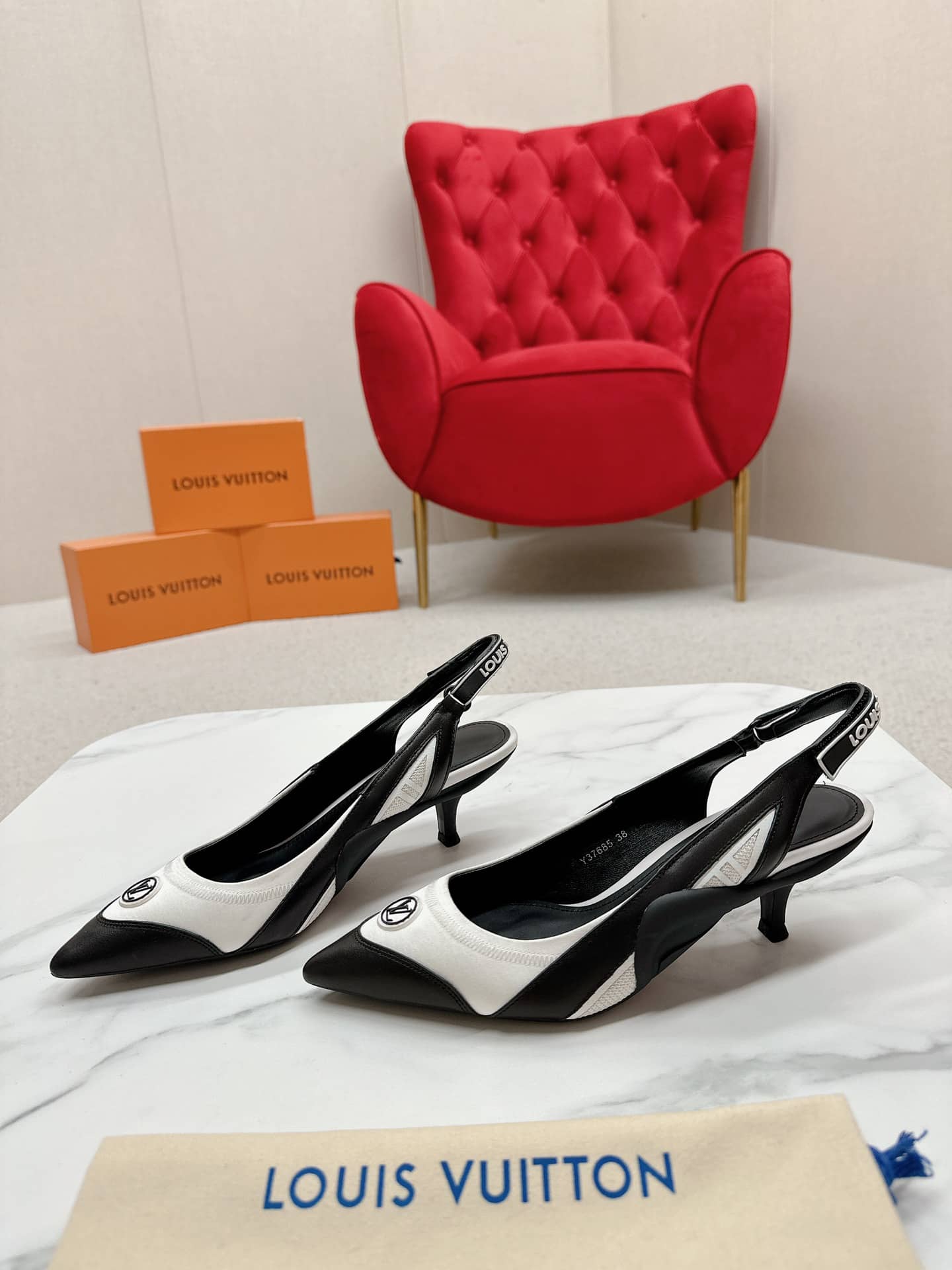 Louis Vuitton Archlight Slingback Pump Black And White