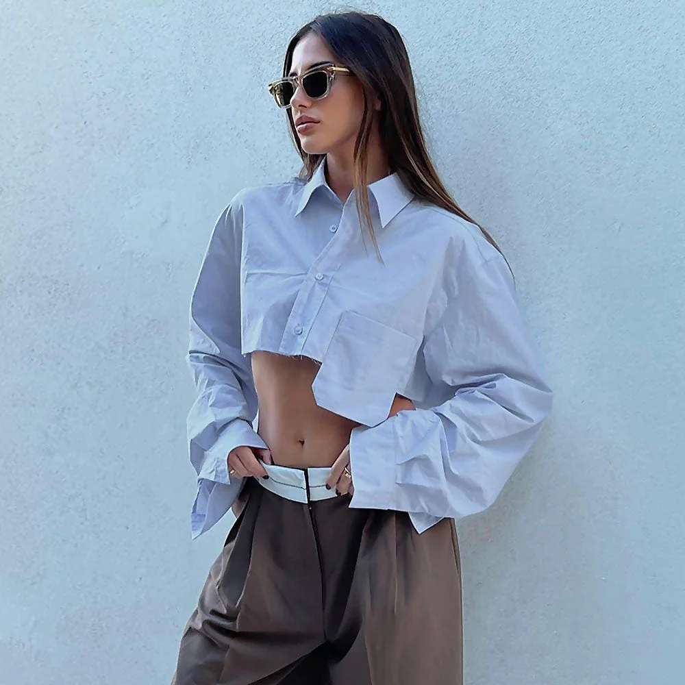 Oversized Cropped Button-Down ShirtClistos