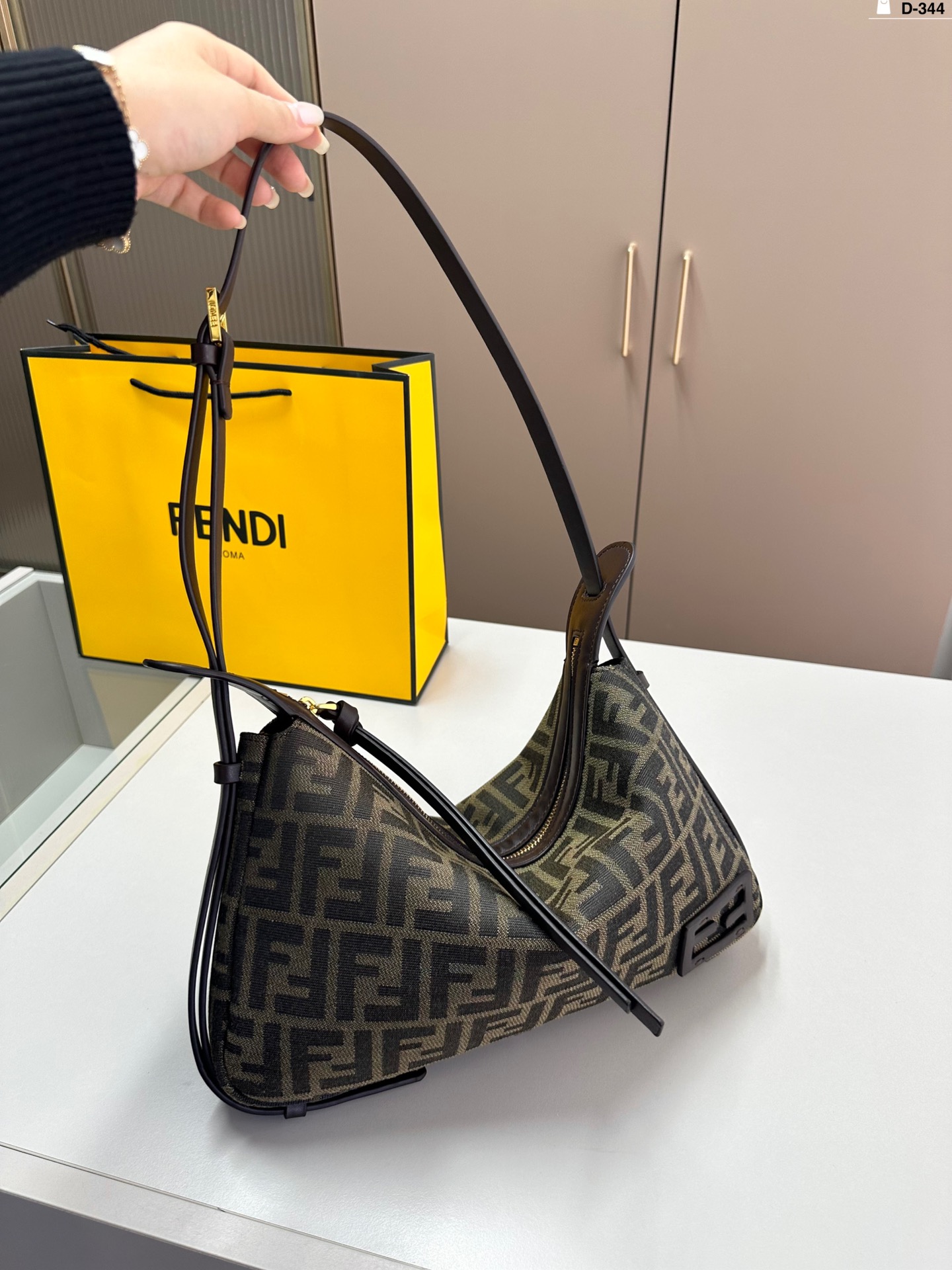 Fendi's new baguette underarm bag - cnluxepick