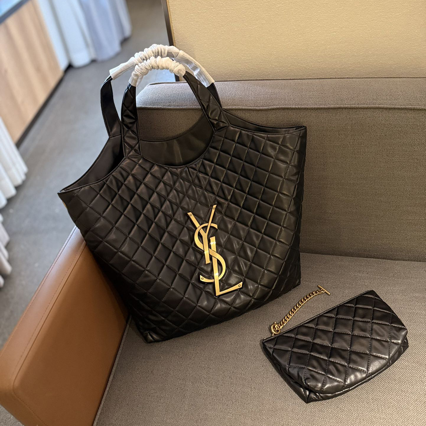 YSL Gaby Quilted Pattern Tote bag - cnluxepick