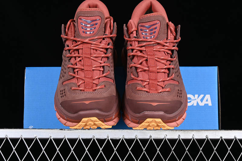 HOKA One One Tor Ultra LO