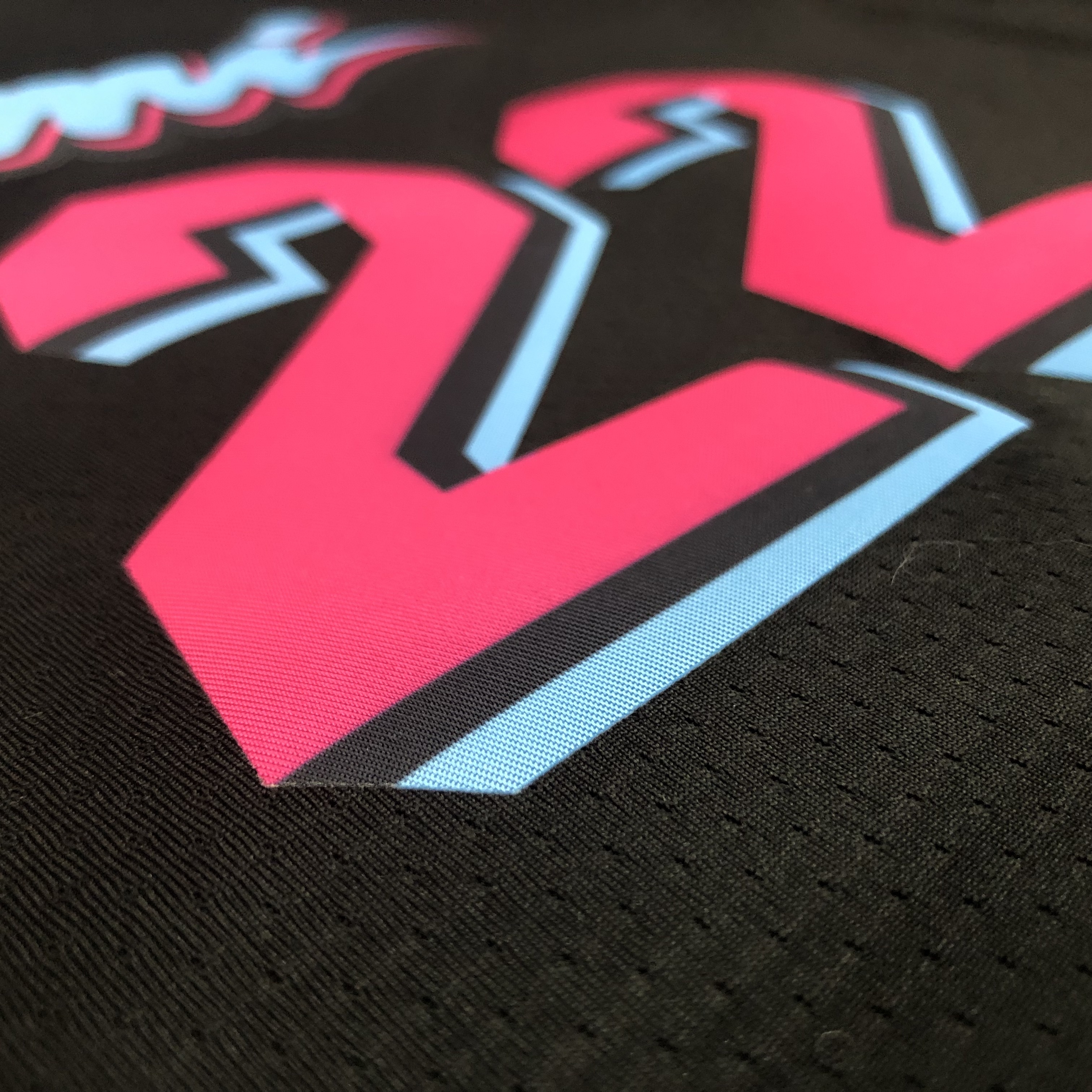 Miami Heat Black Jersey No.22